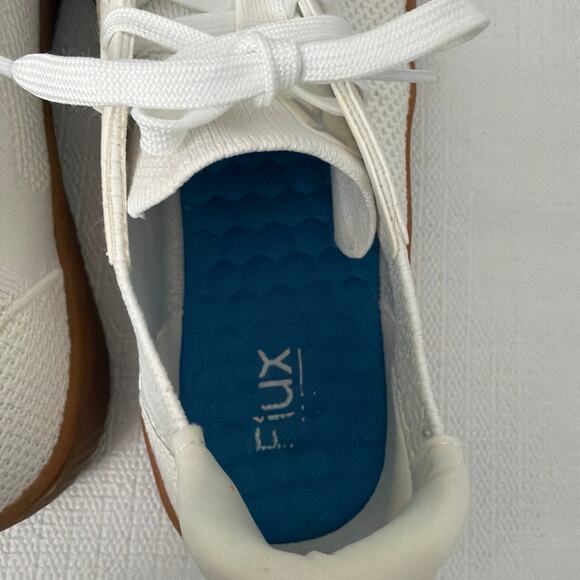 Flux Shoes Mens 10.5 Footwear Adapt Knit Trainer White Gum Athletic Sneakers main image 10